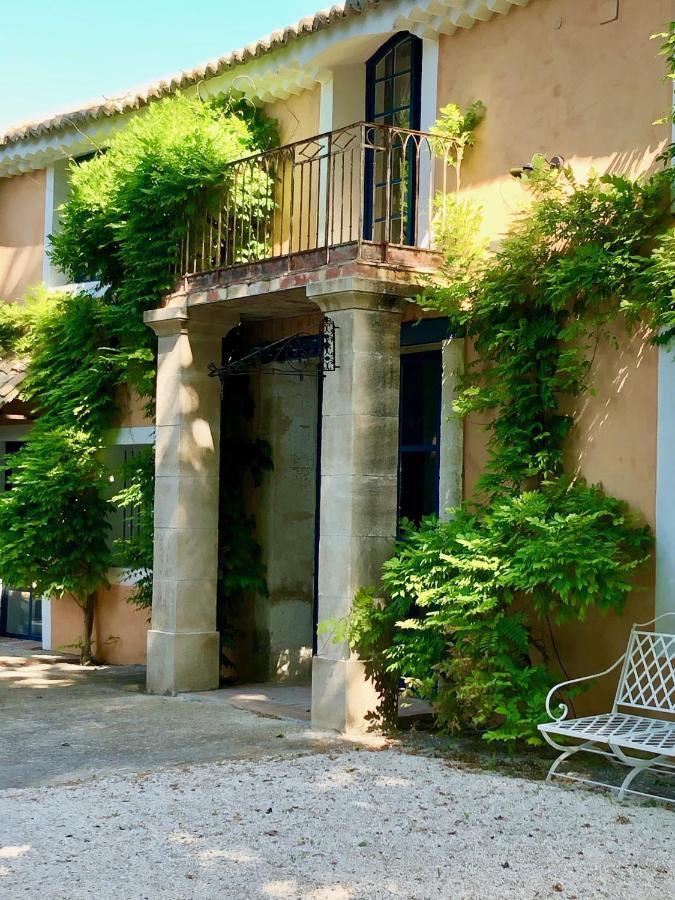 Bastide Du Regent Le Thor Exterior foto